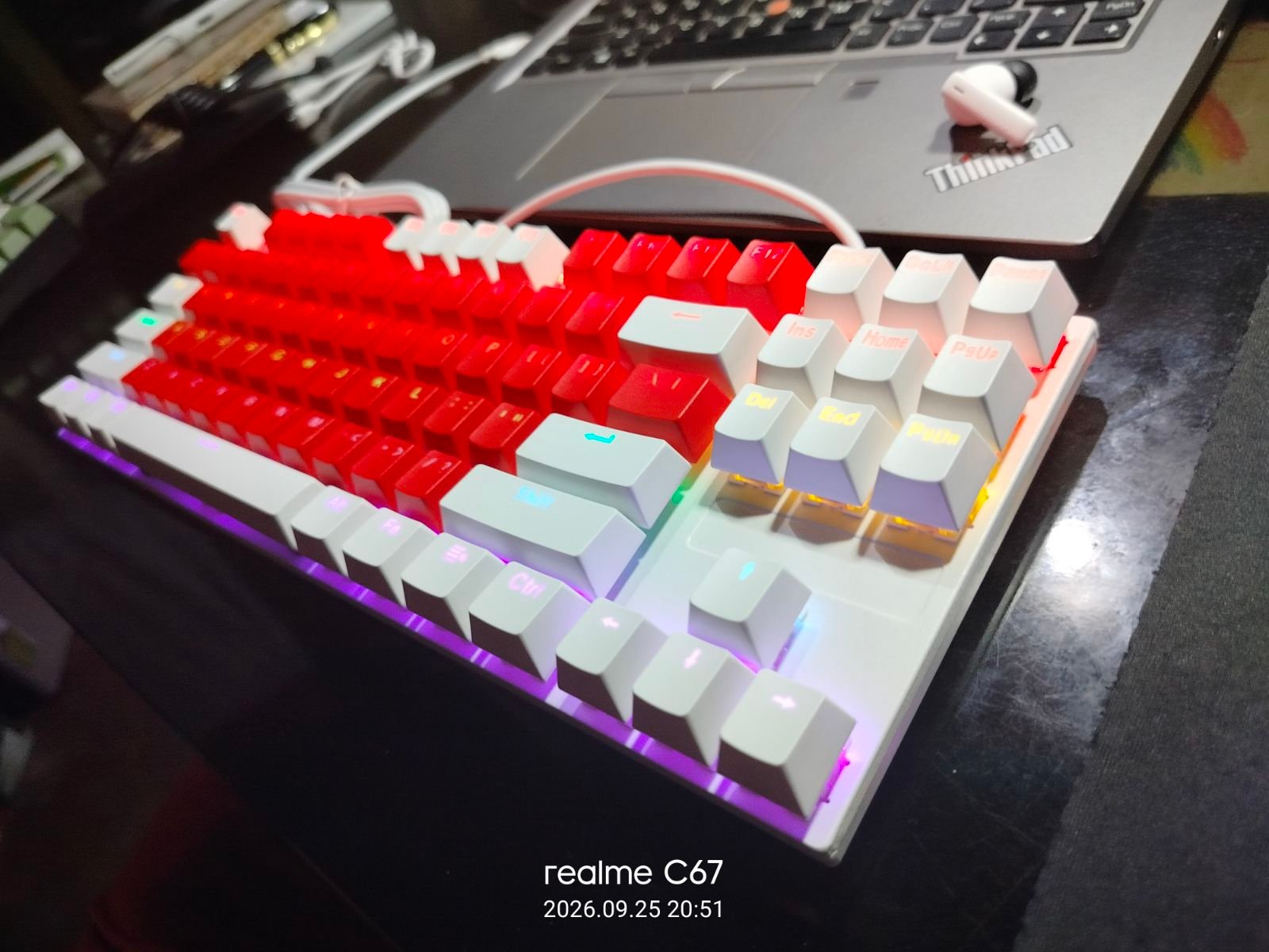 Red and White TKL detail photo